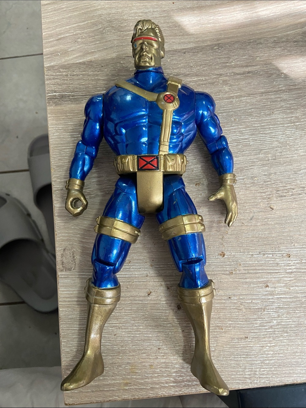 Cyclops 1993 ToyBiz Marvel Gold and Blue 10" Vintage Toy Figure X-men Action